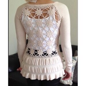 SIONI Ruffle Hem Crochet Open Back Tunic Size Large Cream‎ Wool  Sweater Boho